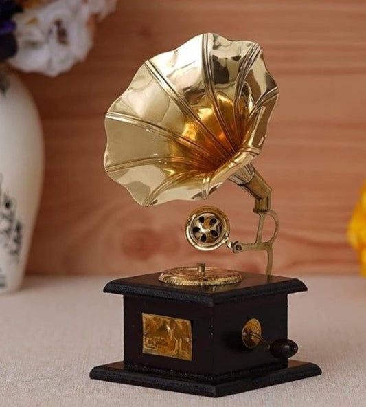Gramophone Showpiece